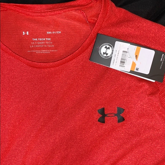 Under Armour Sports Top - Picture 3 of 3